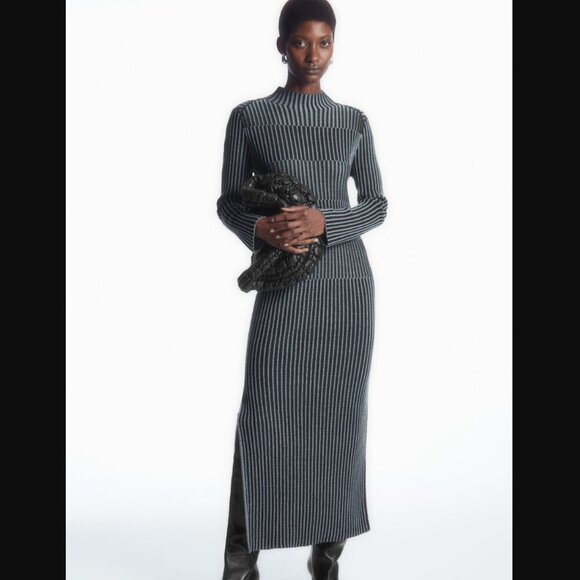 COS Ribbed Knit Mock Neck Long Sleeve Sweater Thick Midi Dress Blue Black Size L - Picture 2 of 11